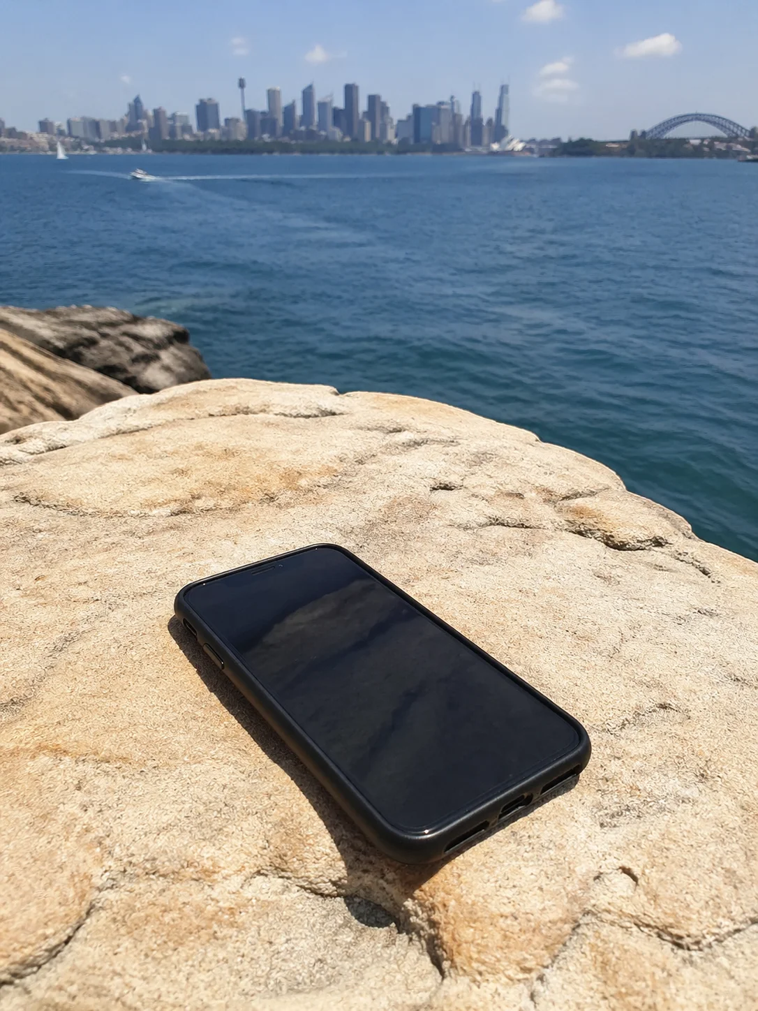 Best eSIM for Oceania: Australia and New Zealand Tested (Yes, Even the Outback)